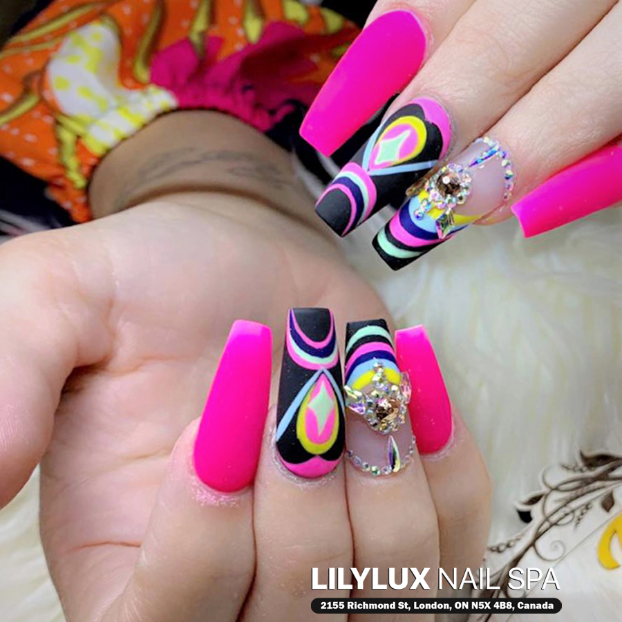 Nail art design at Organic Nails Orleans