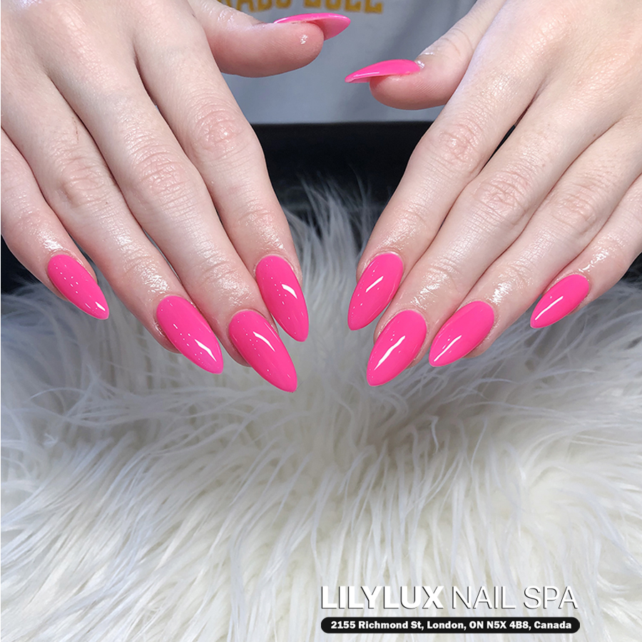 Nail art design at Organic Nails Orleans