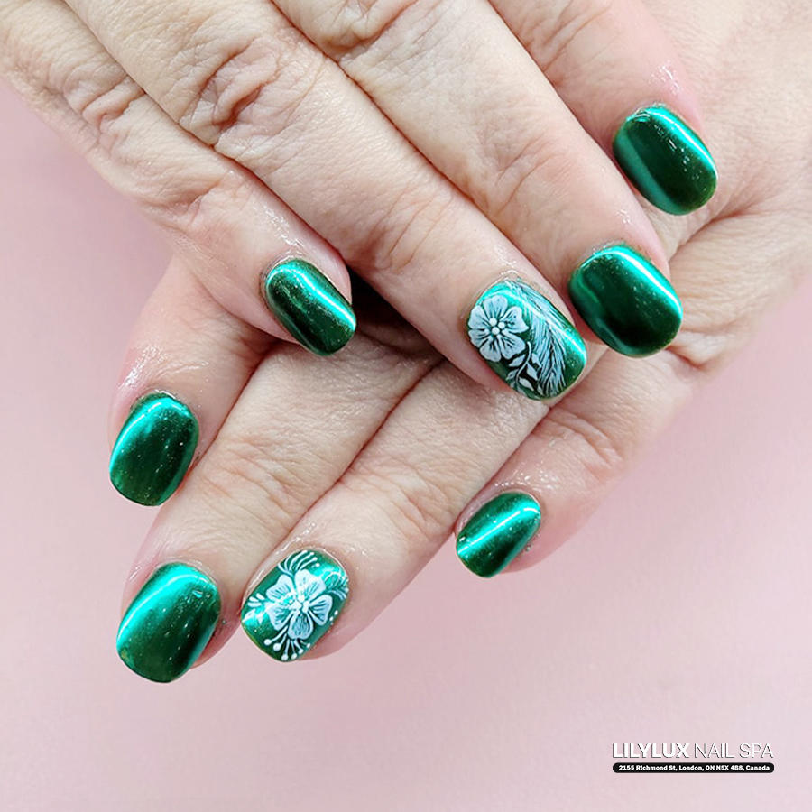 Nail art design at Organic Nails Orleans