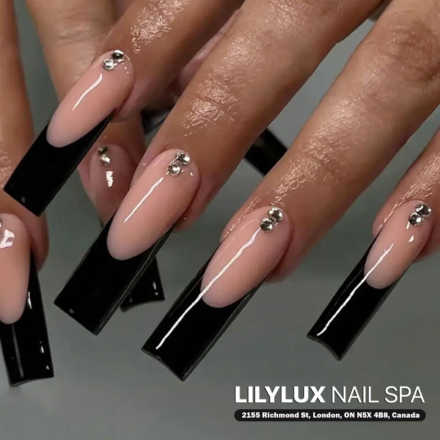 Nail art design at Organic Nails Orleans
